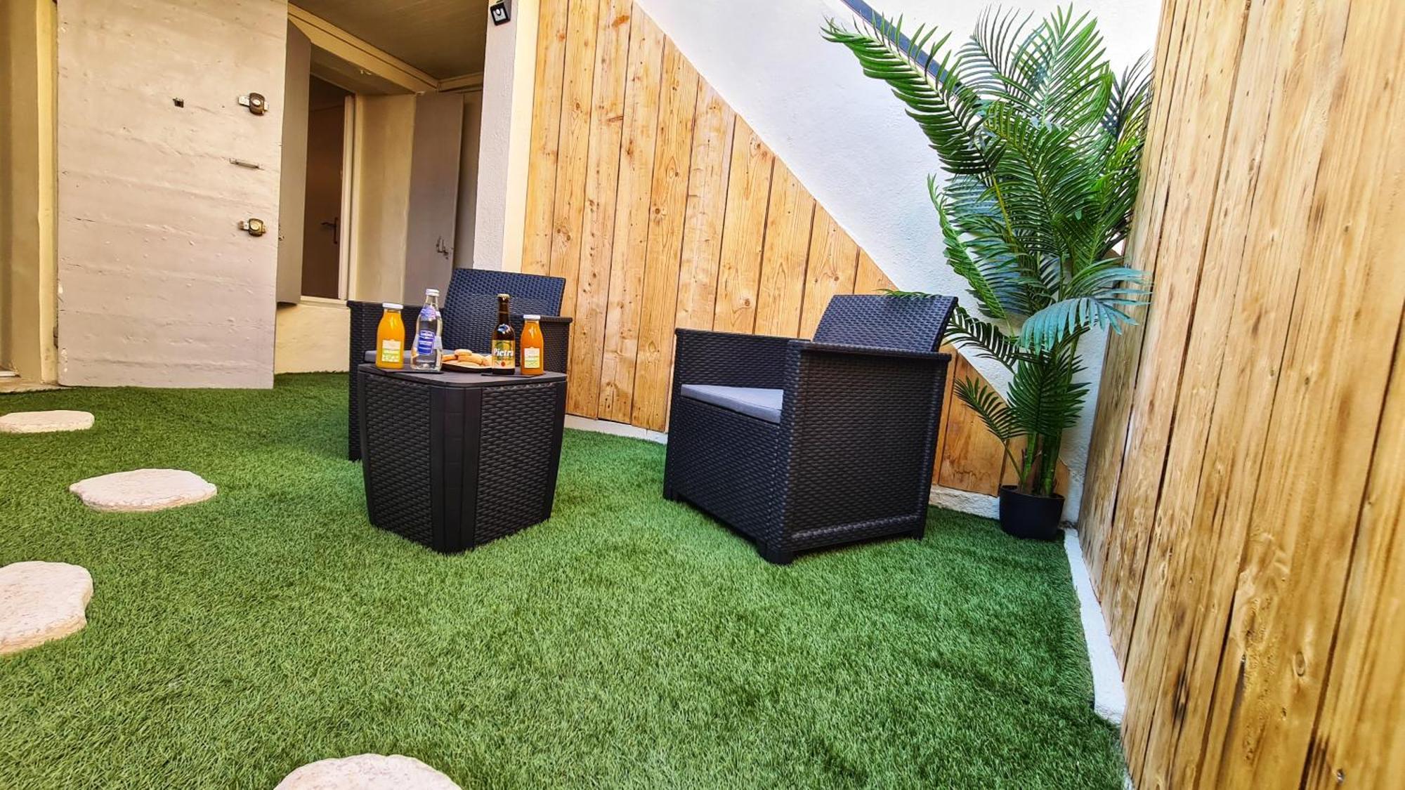 T2 Chambre Miroir Jardin Et Parking Prive Marseille Ngoại thất bức ảnh
